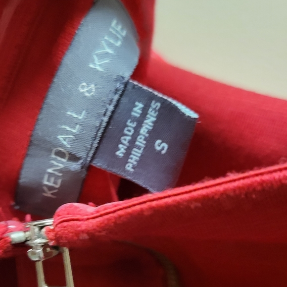 Off shoulder dress - Picture 3 of 3